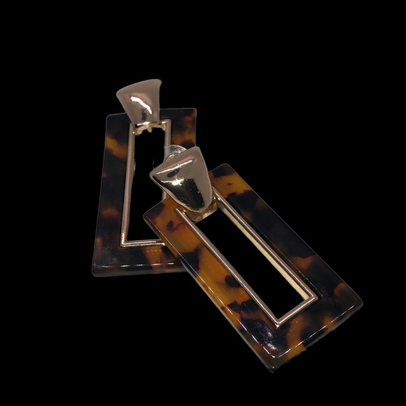 Rectangle Baubles Tortoise Resin Pierced Earrings - Picture 3 of 12